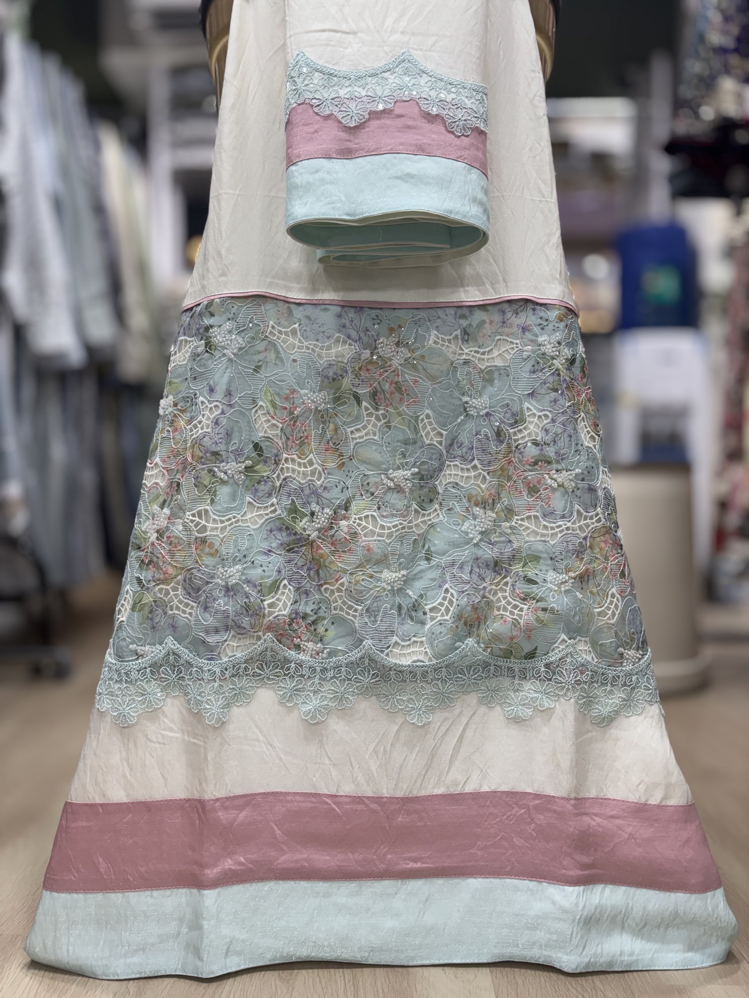 Japan Silk Heavy Lacing Rida Misaq Japan Silk Heavy Lacing Rida Misaq